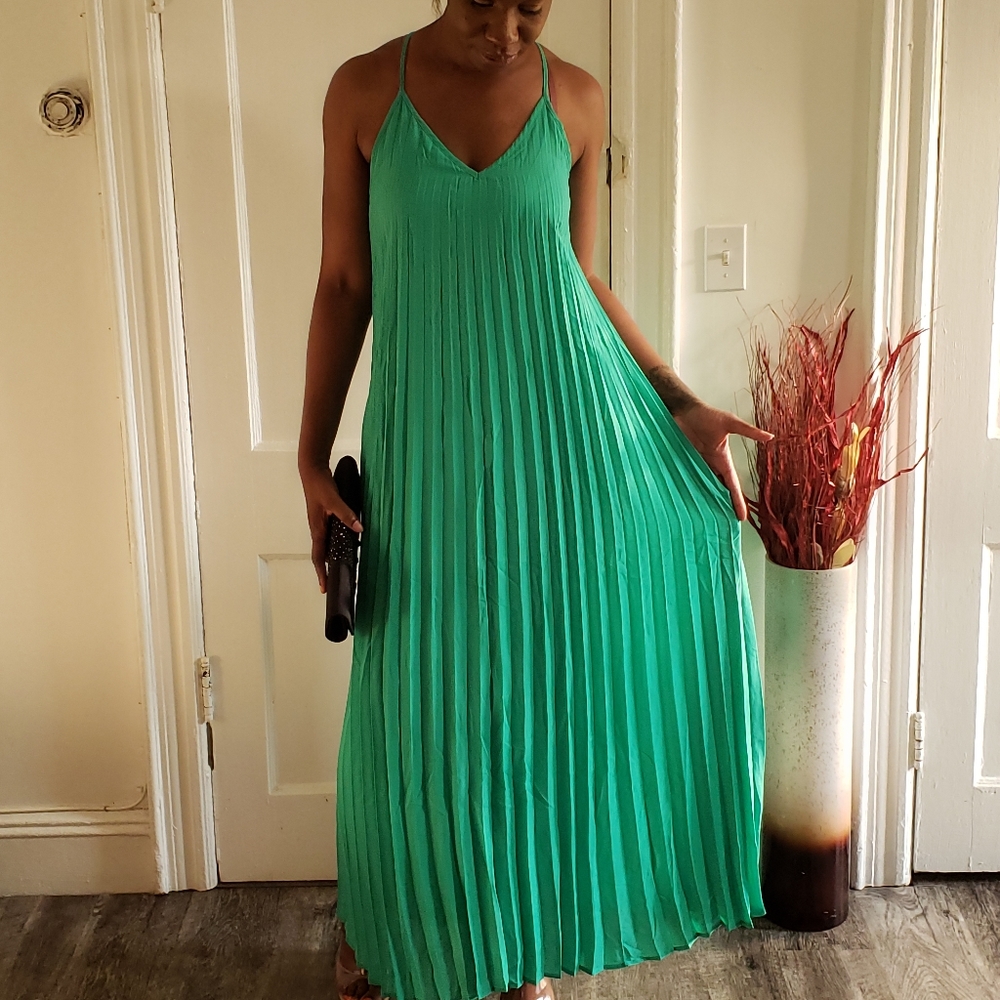 Pleared Maxi Dress
